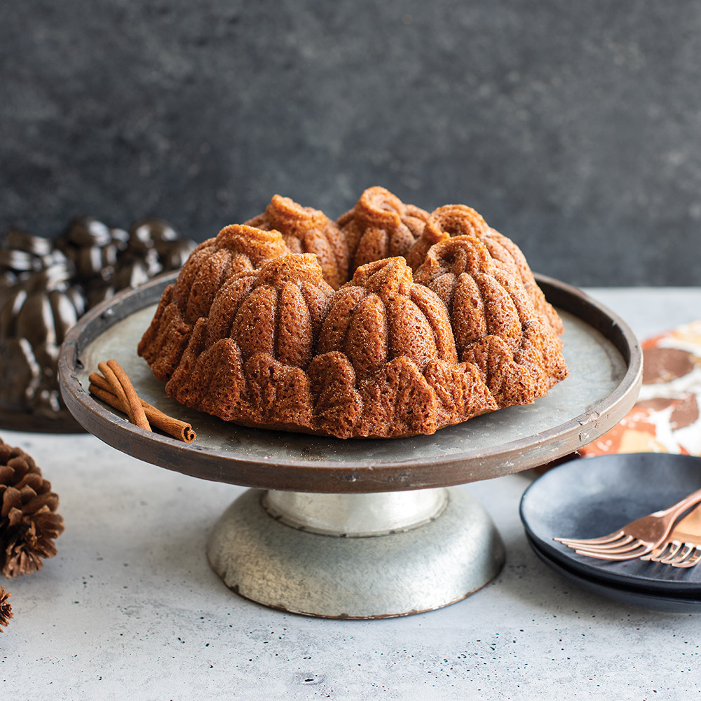 Pumpkin Patch Bundt® Pan view 2