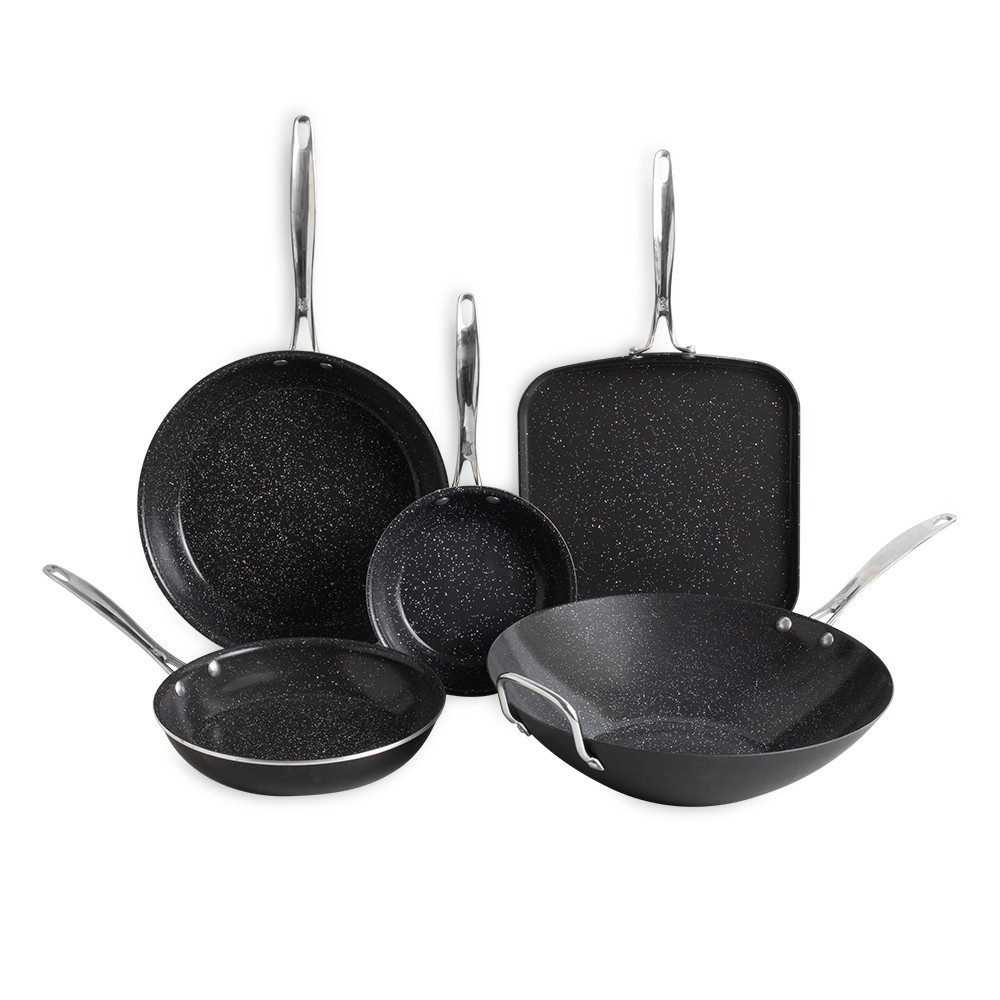 Basalt Cookware Set view 1